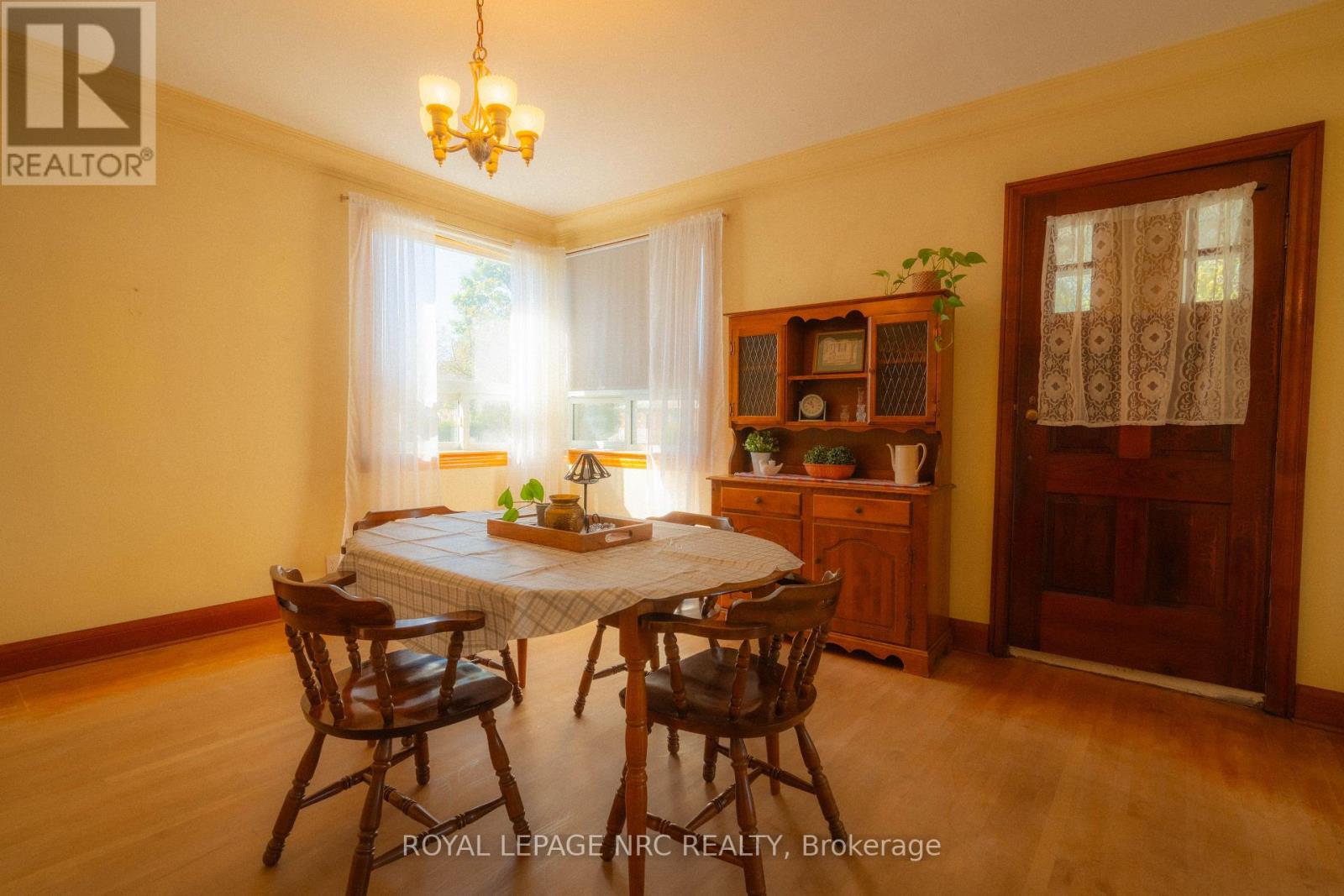 56 Lyons Avenue Property Photo 14