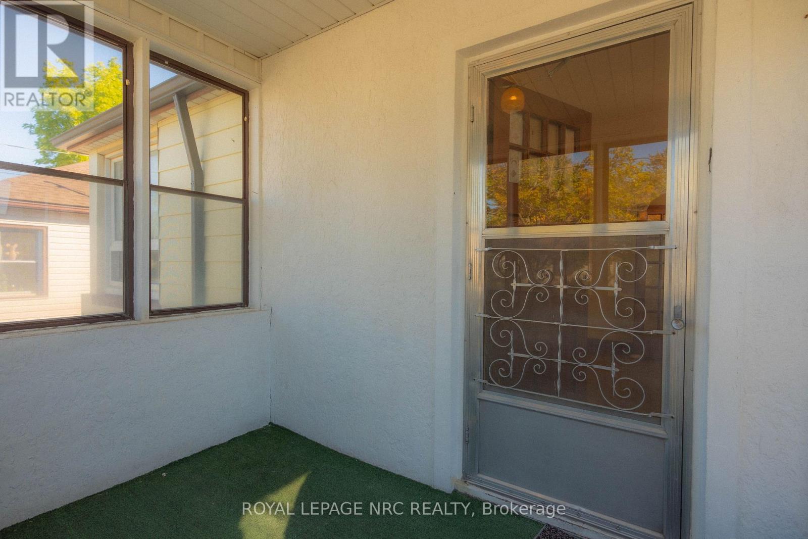 56 Lyons Avenue Property Photo 19