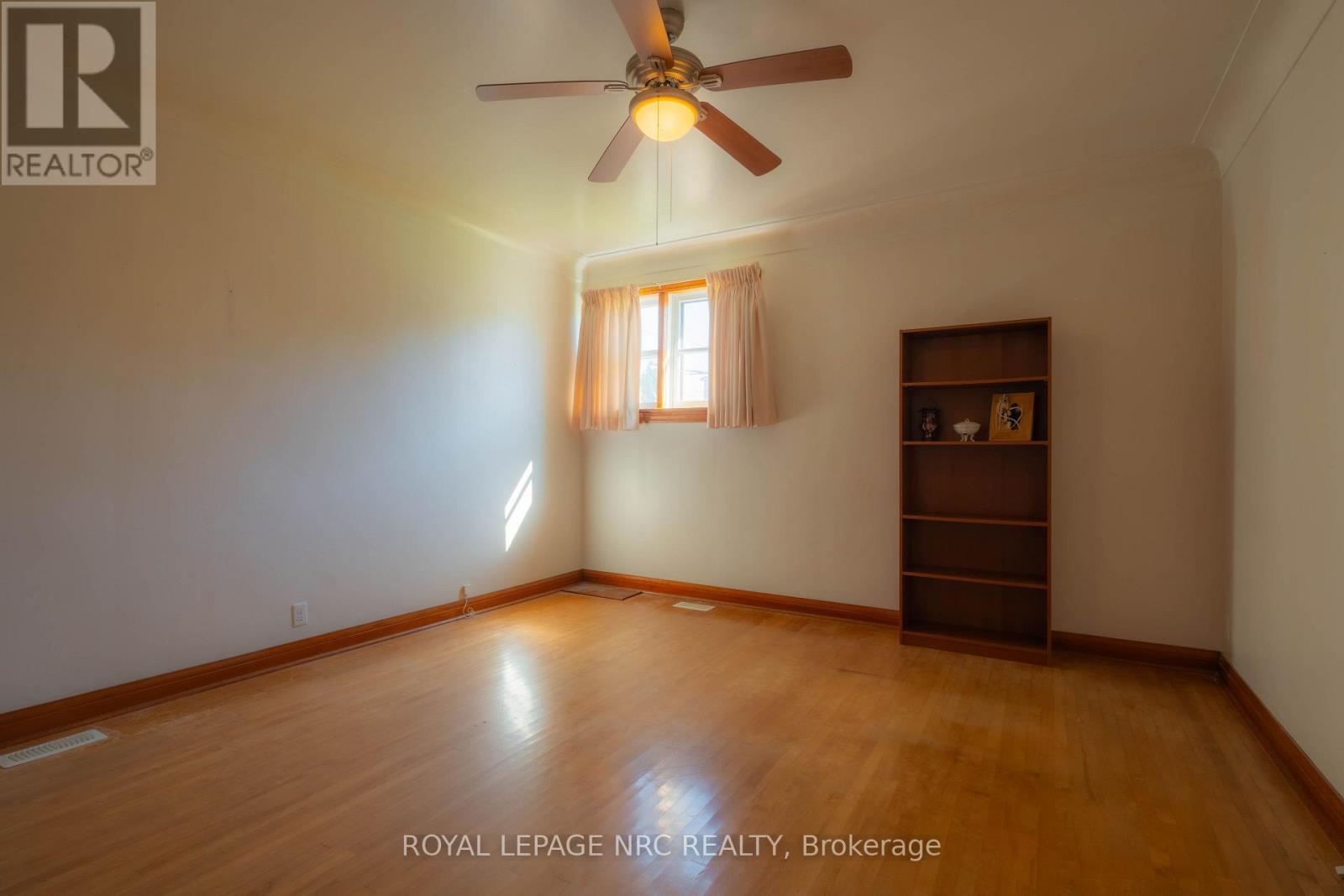 56 Lyons Avenue Property Photo 20