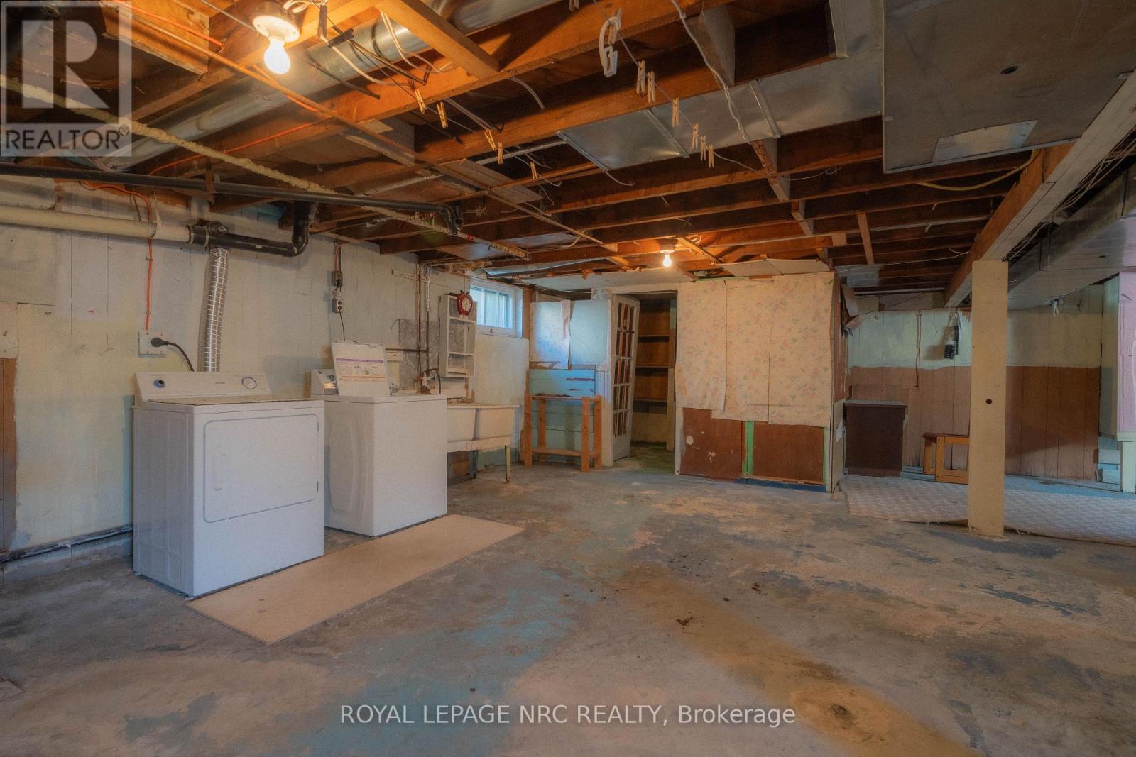 56 Lyons Avenue Property Photo 28