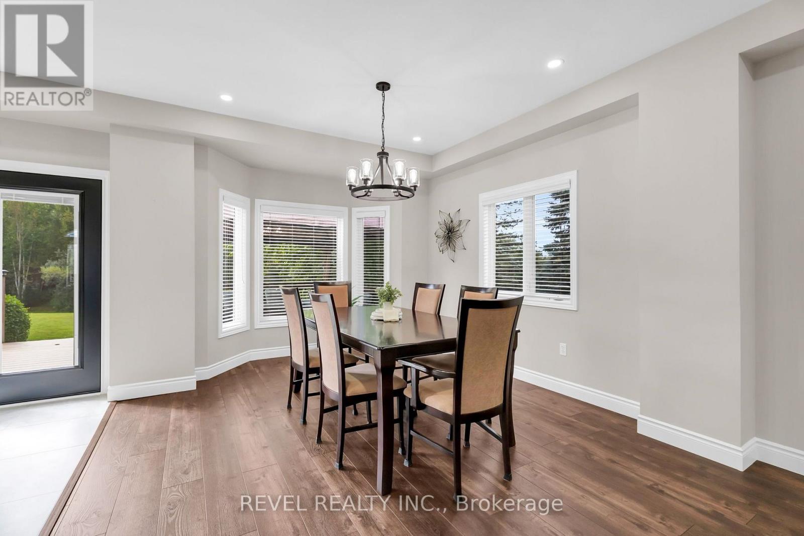 14 Devonleigh Drive Property Photo 12