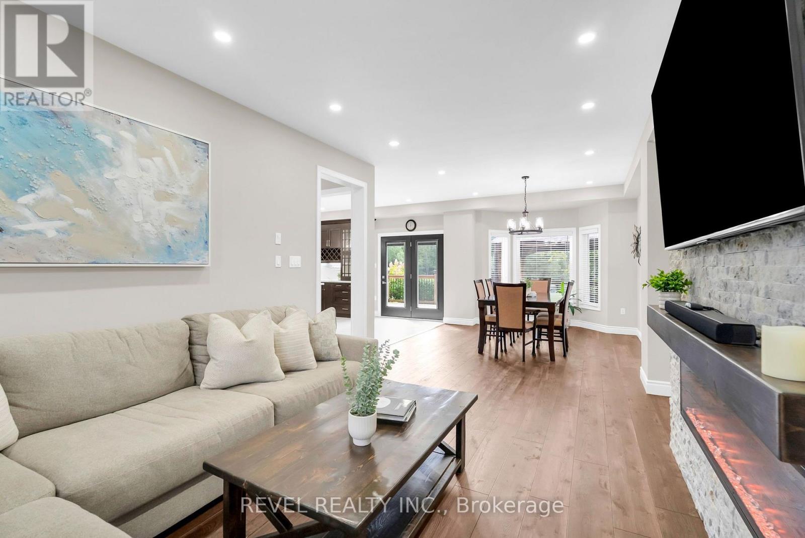 14 Devonleigh Drive Property Photo 16