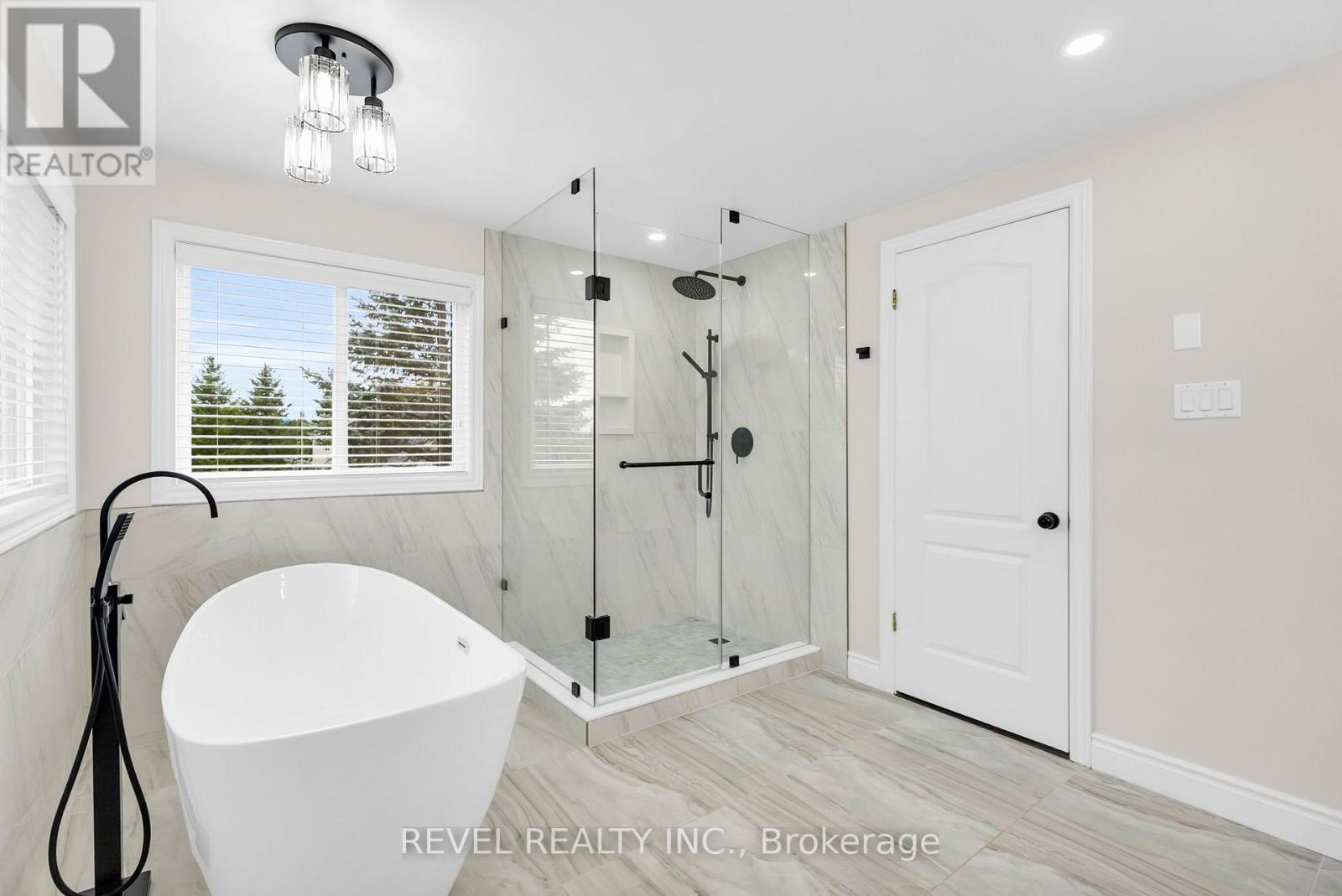 14 Devonleigh Drive Property Photo 24