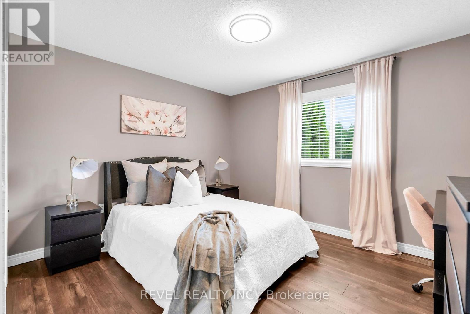 14 Devonleigh Drive Property Photo 26