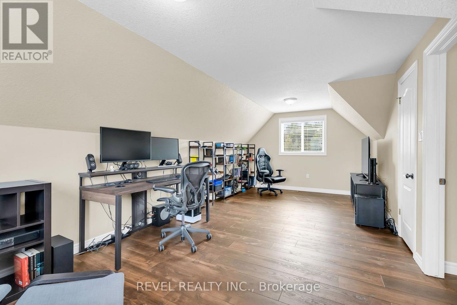 14 Devonleigh Drive Property Photo 27
