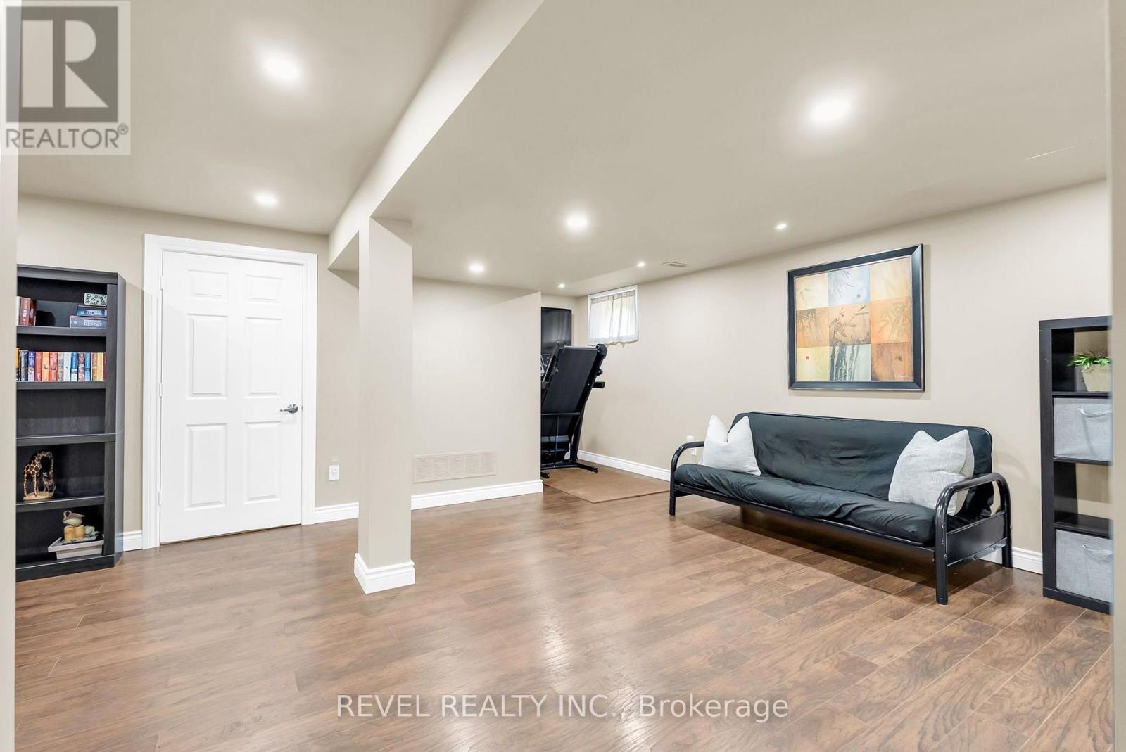 14 Devonleigh Drive Property Photo 31