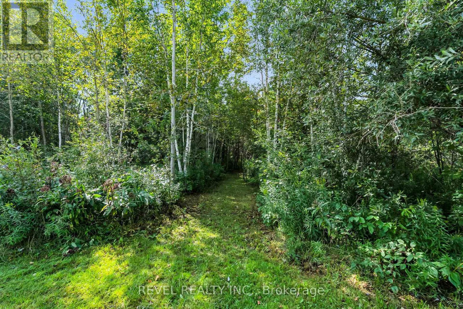 14 Devonleigh Drive Property Photo 44