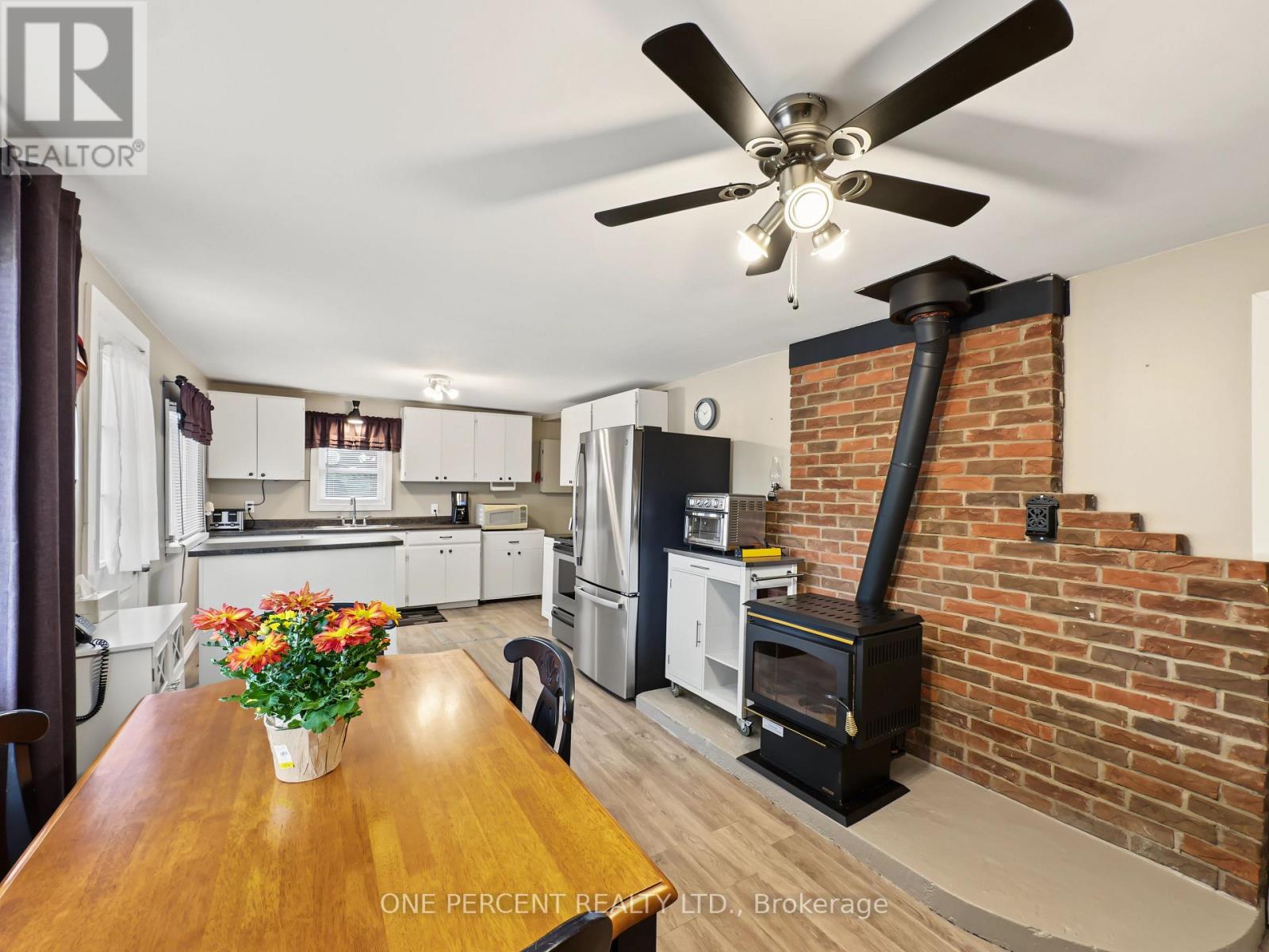 1619 Centreville Road Property Photo 14