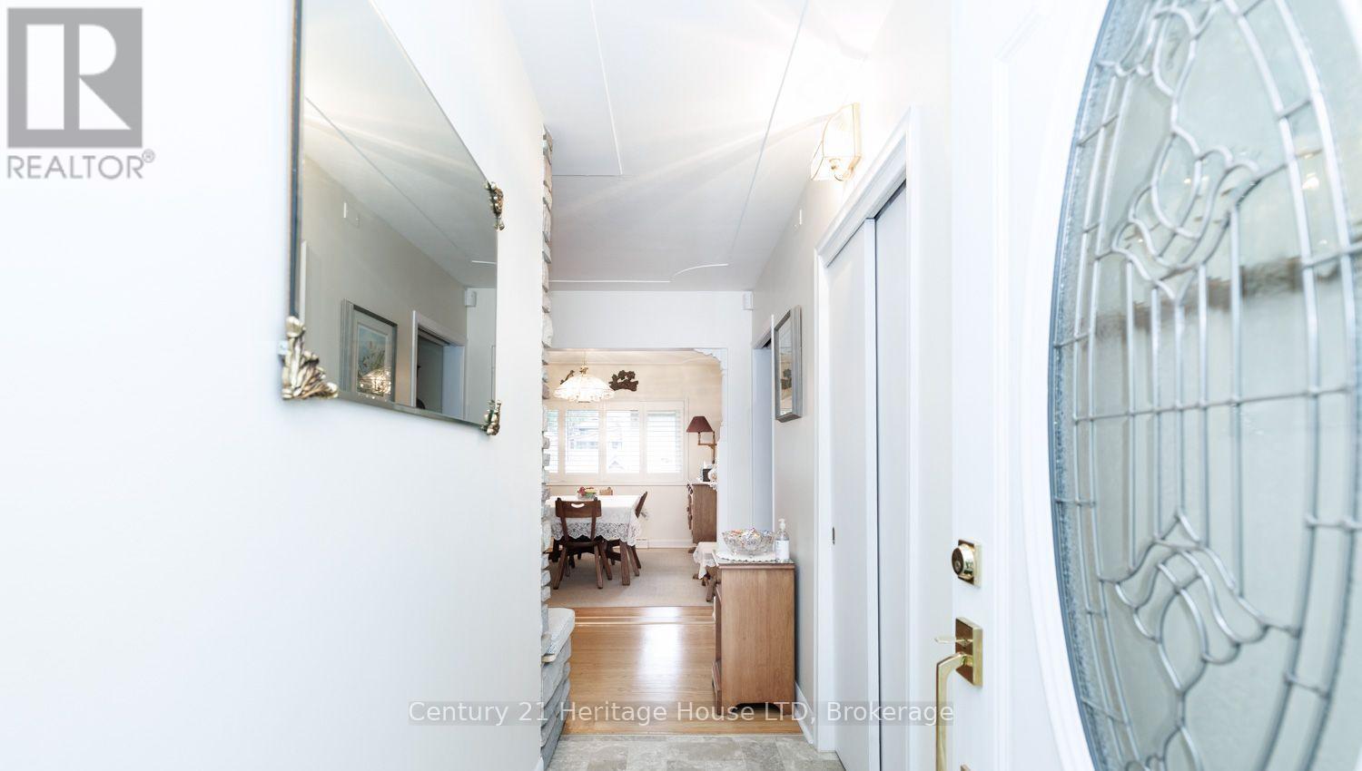 5159 Shirley Avenue Property Photo 6
