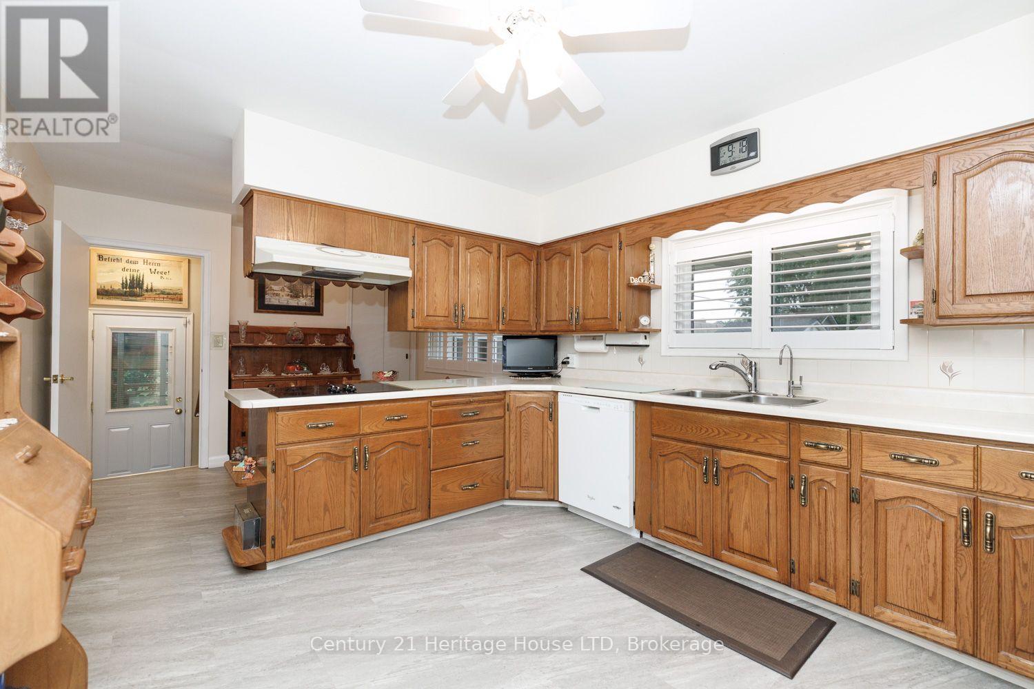 5159 Shirley Avenue Property Photo 11