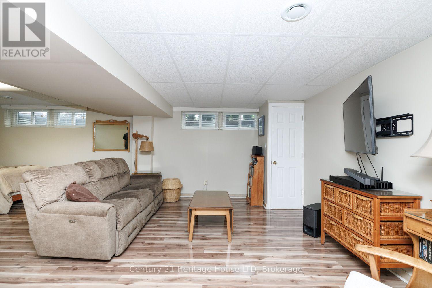 5159 Shirley Avenue Property Photo 28