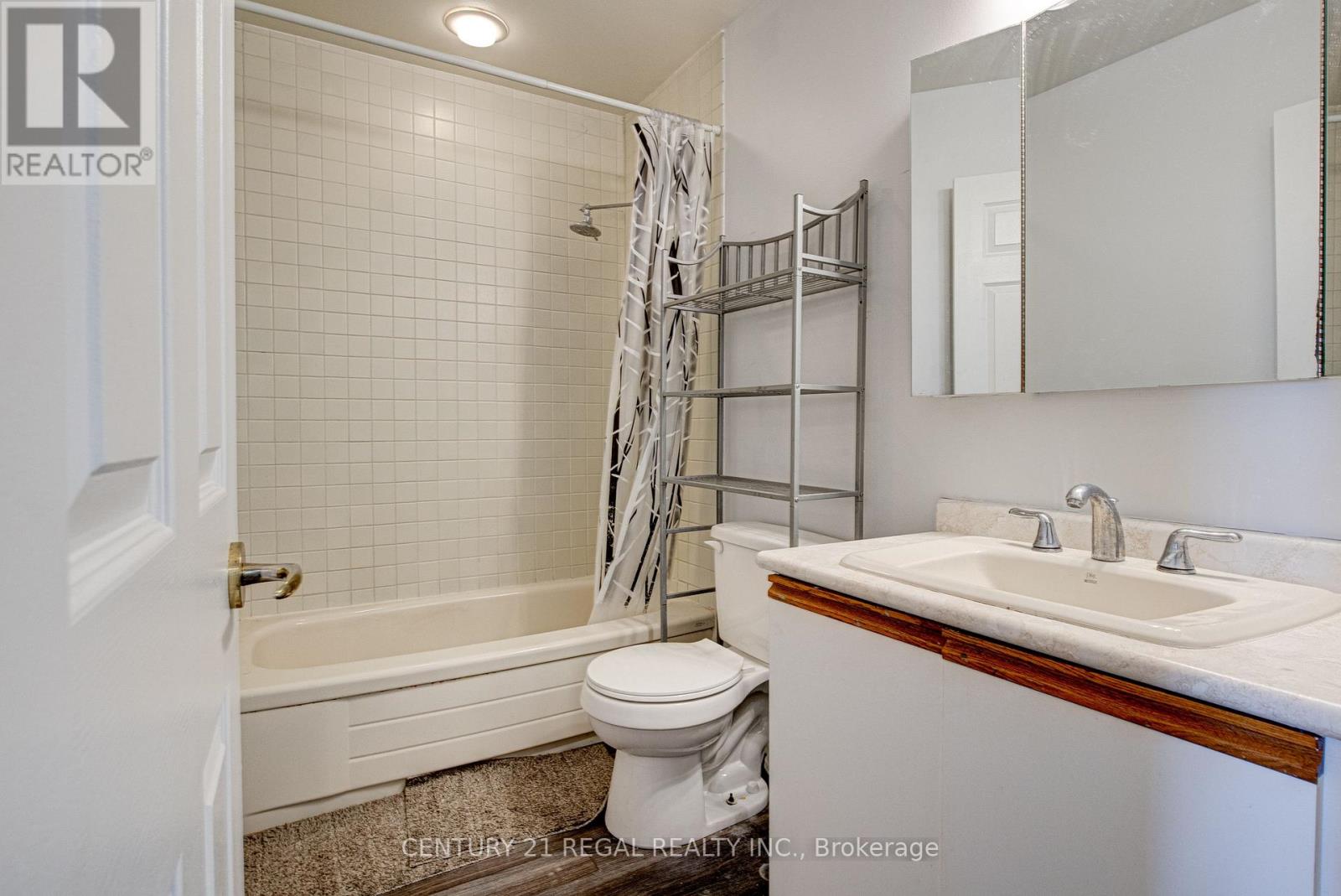 15 - 310 Christopher Drive Property Photo 14