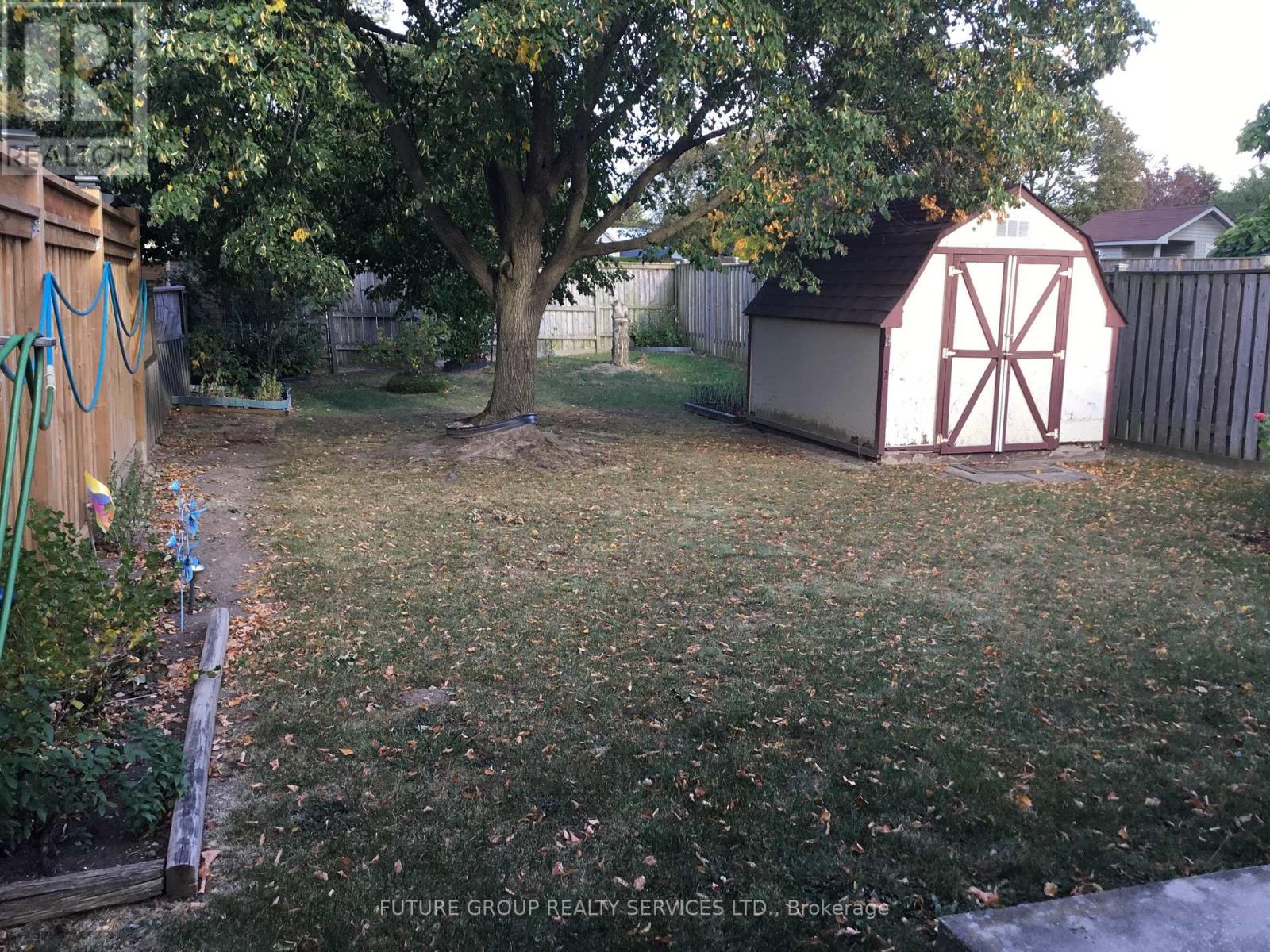 40 Lyton Crescent Property Photo 22