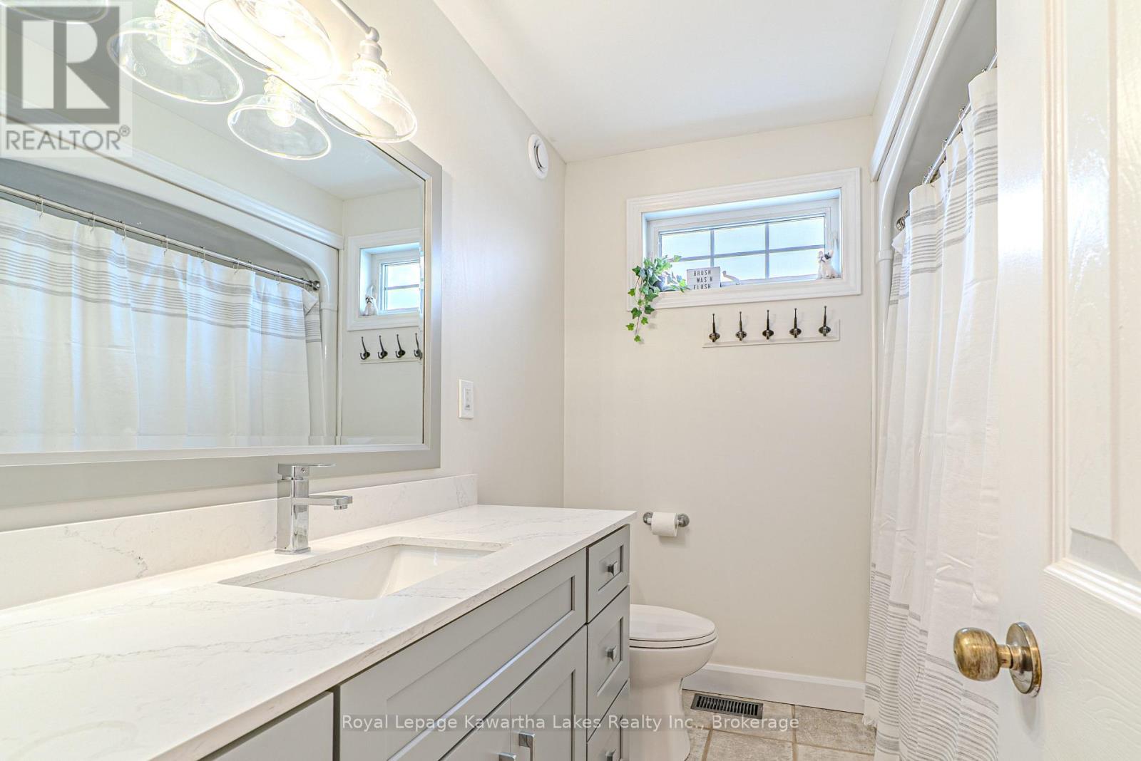 929 Eldon Road Property Photo 34