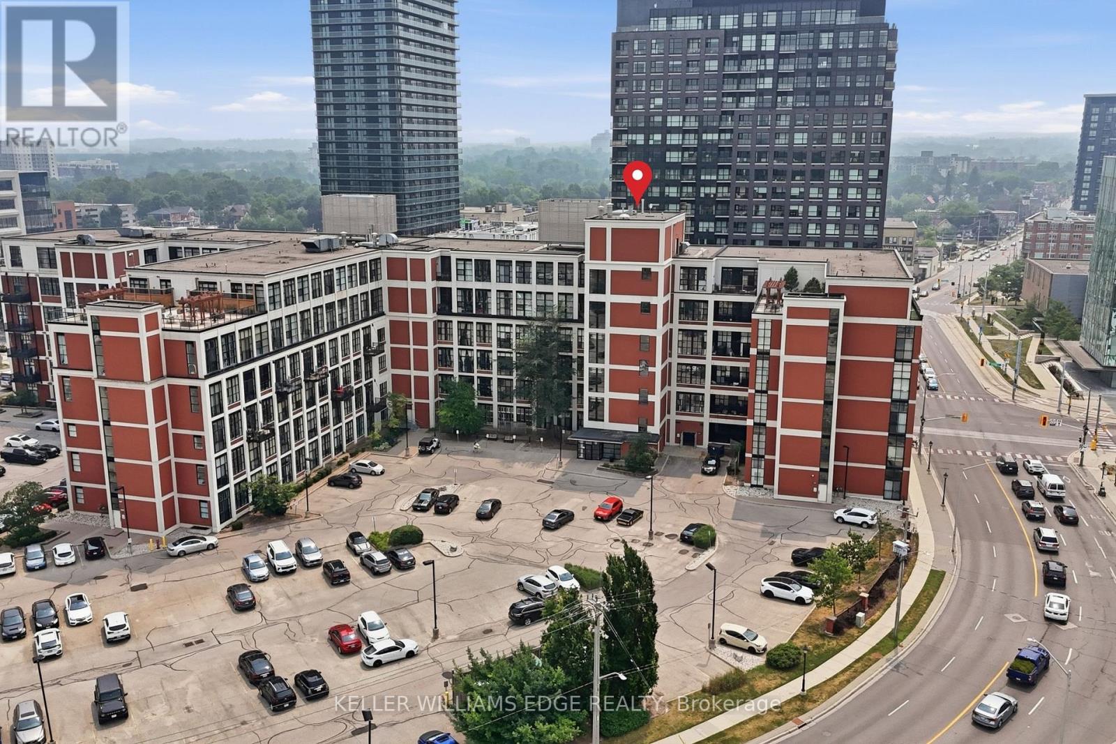 307 - 410 King Street W Property Photo 21