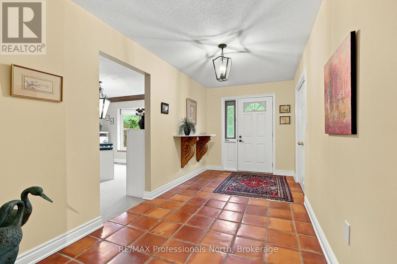 8 Palmer Court Property Photo 9