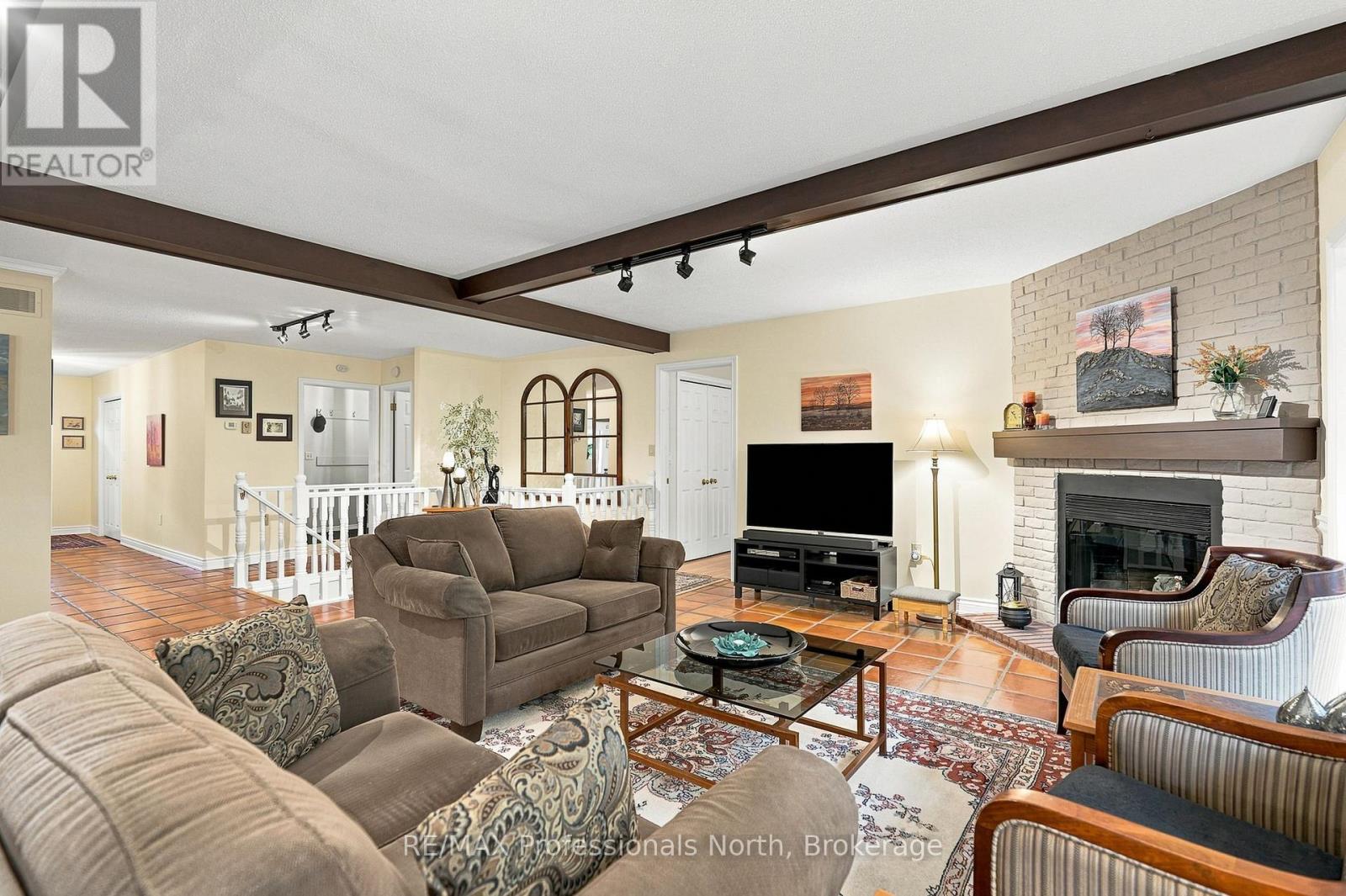 8 Palmer Court Property Photo 14