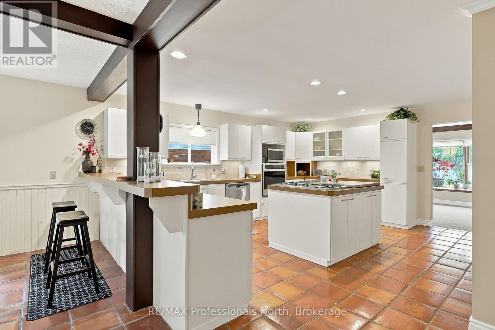 8 Palmer Court Property Photo 23