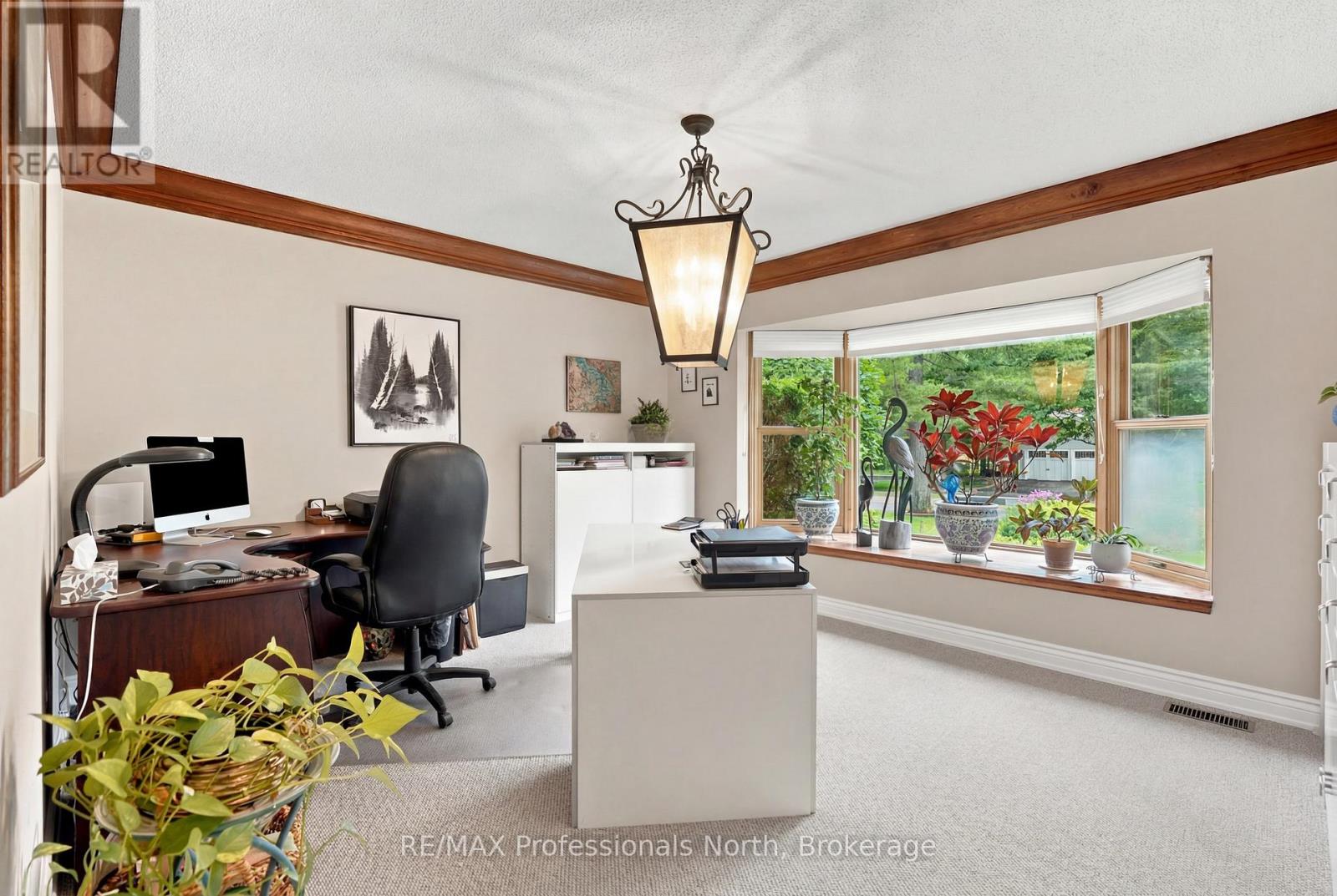 8 Palmer Court Property Photo 26