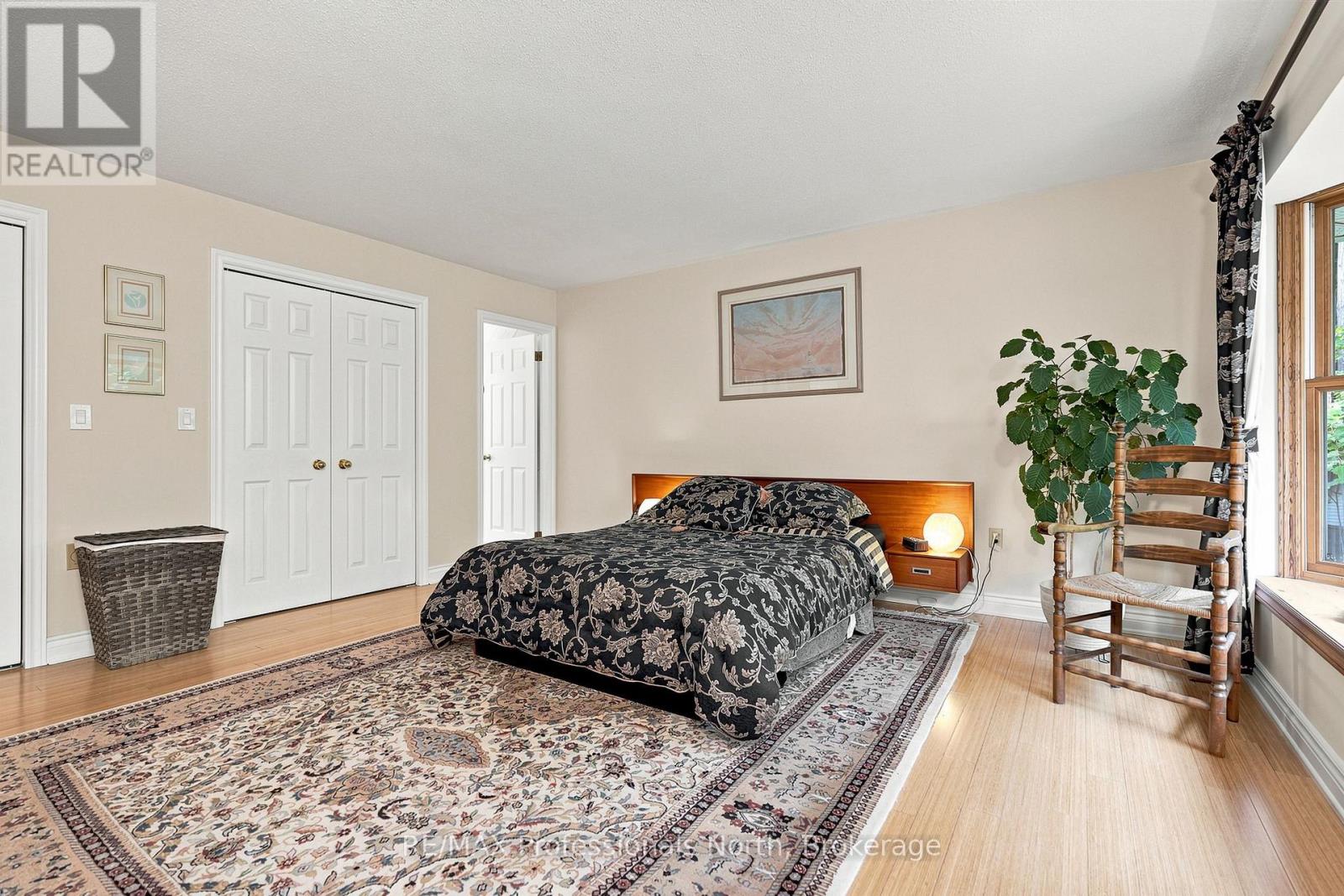 8 Palmer Court Property Photo 30