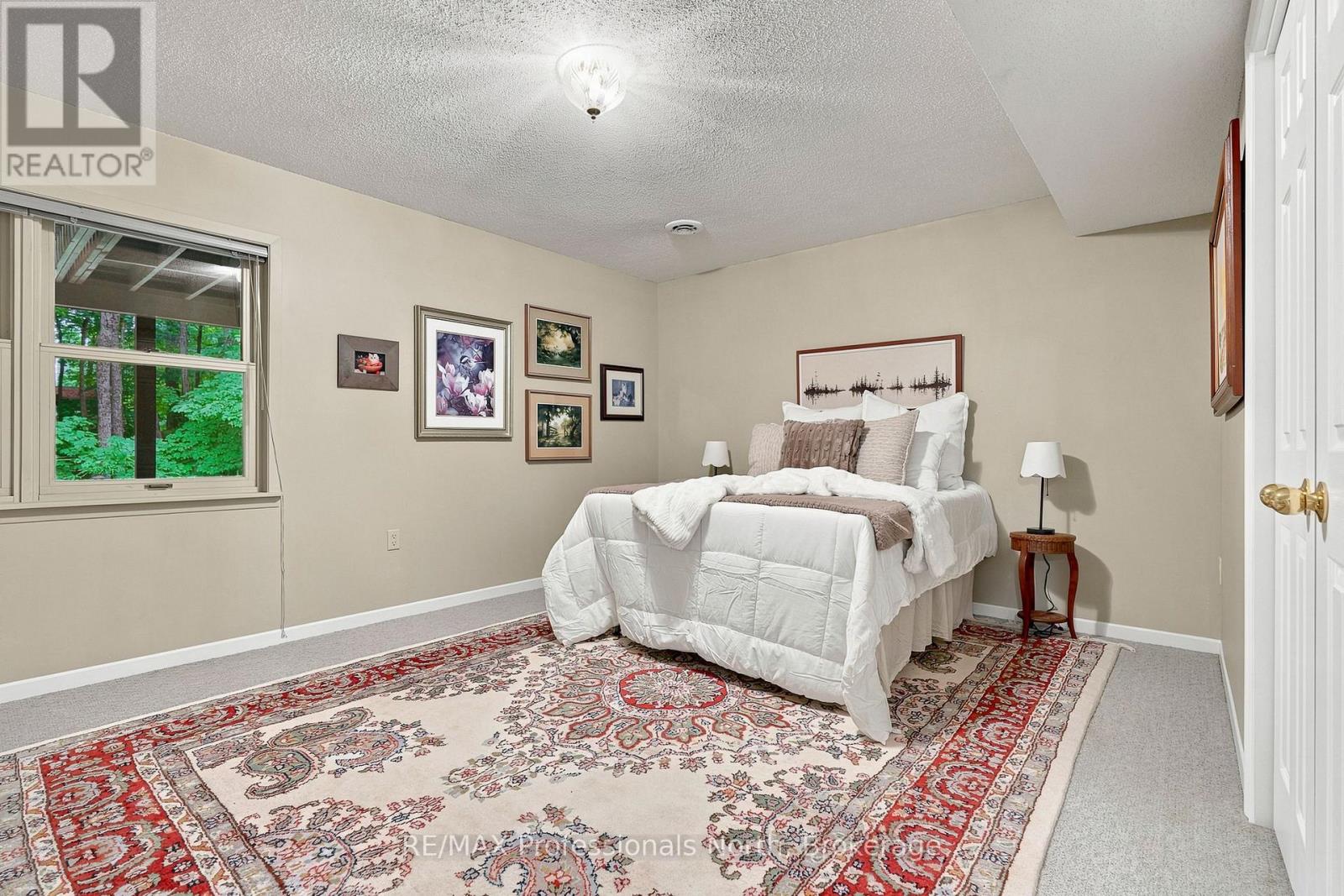 8 Palmer Court Property Photo 43