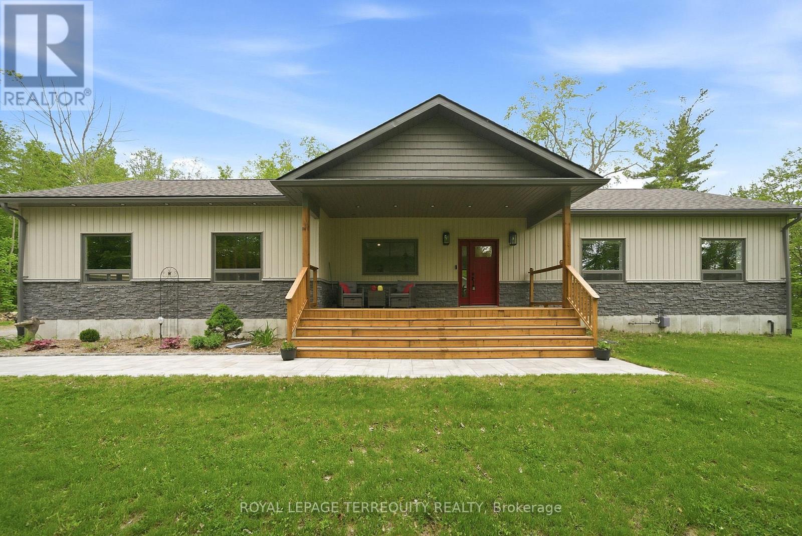 218 Campbell Road Property Photo 1