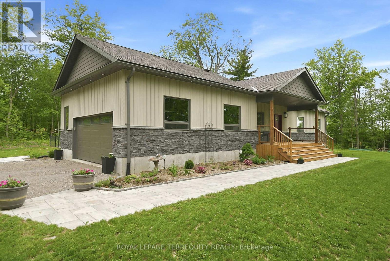 218 Campbell Road Property Photo 5