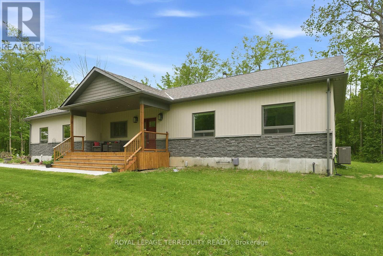 218 Campbell Road Property Photo 6