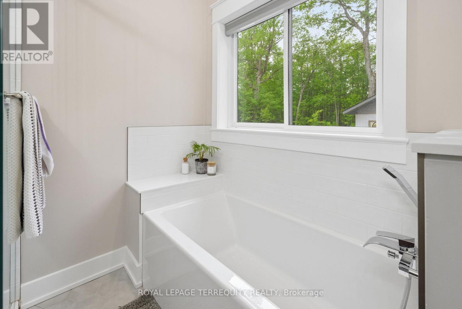 218 Campbell Road Property Photo 28
