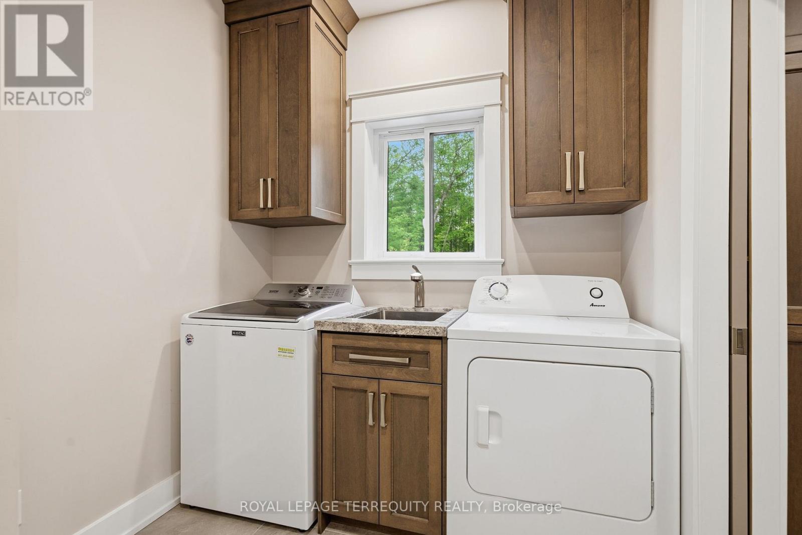 218 Campbell Road Property Photo 29