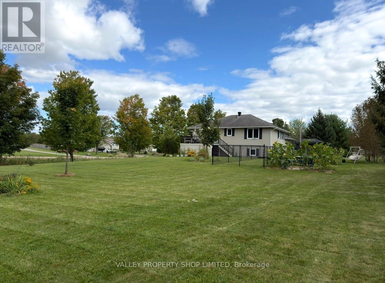10 Kirk Court Property Photo 22
