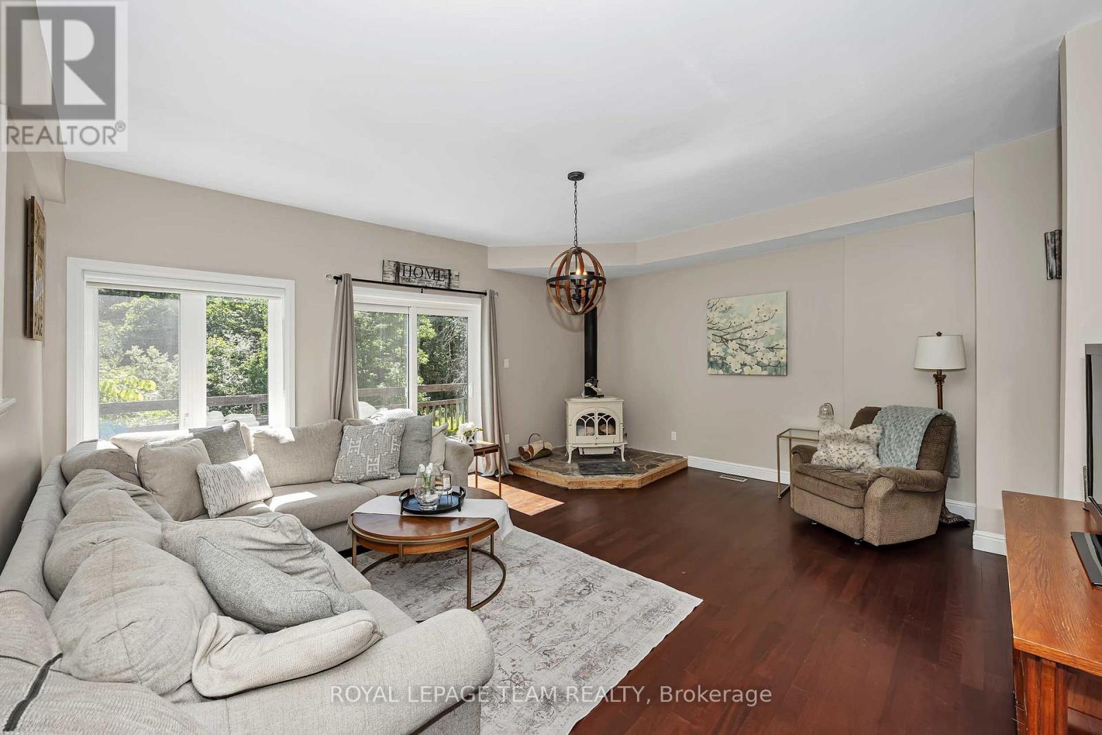 104 Sol Lane Property Photo 22