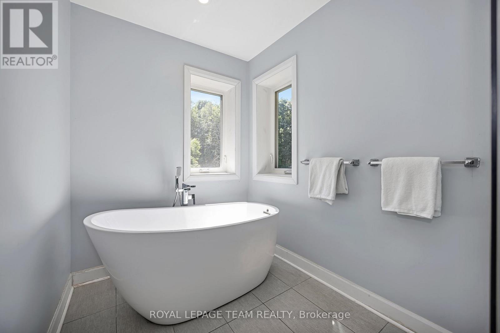 104 Sol Lane Property Photo 32