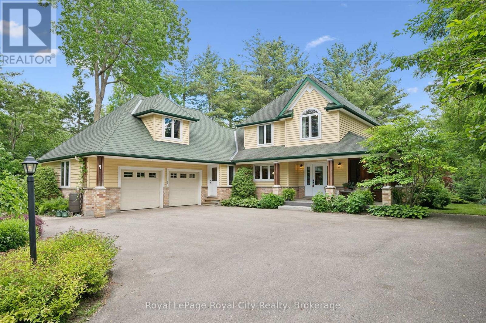 135 Hume Road Property Photo 1