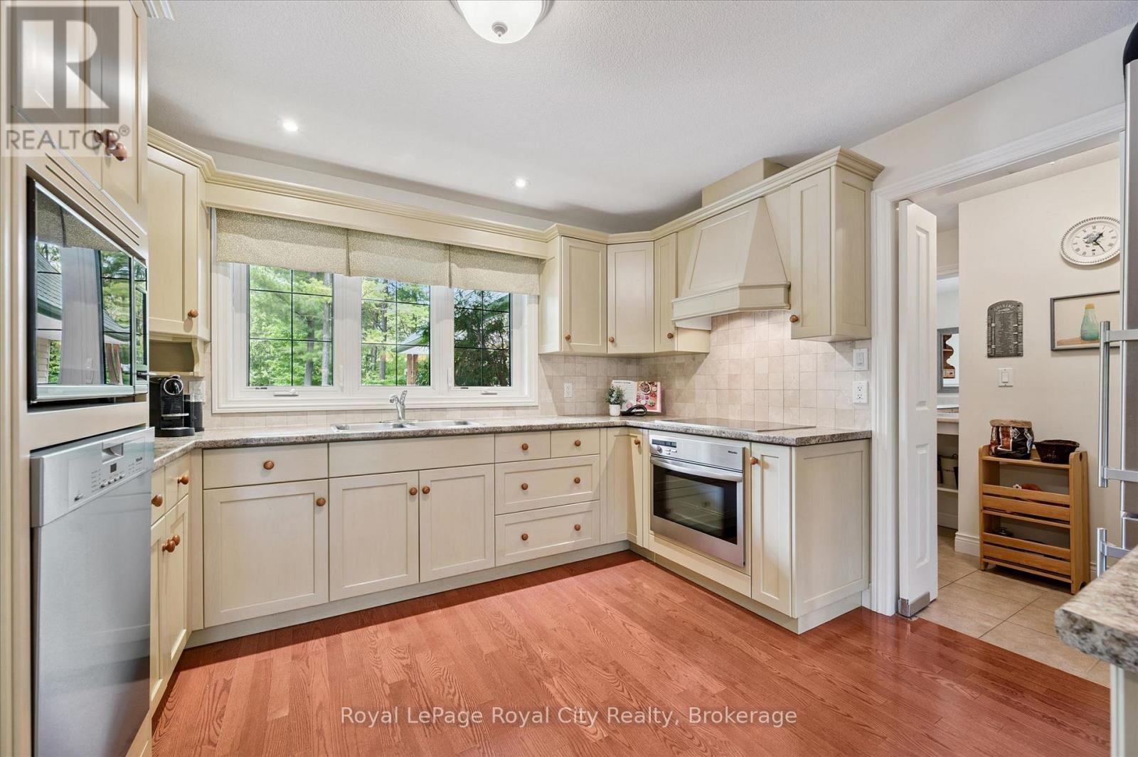 135 Hume Road Property Photo 15