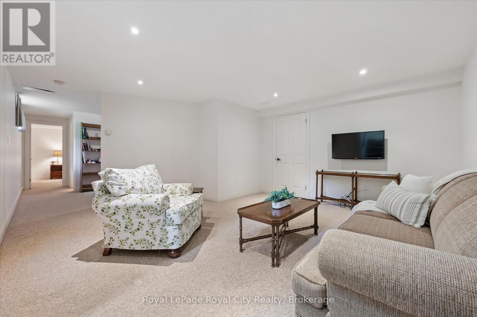 135 Hume Road Property Photo 35