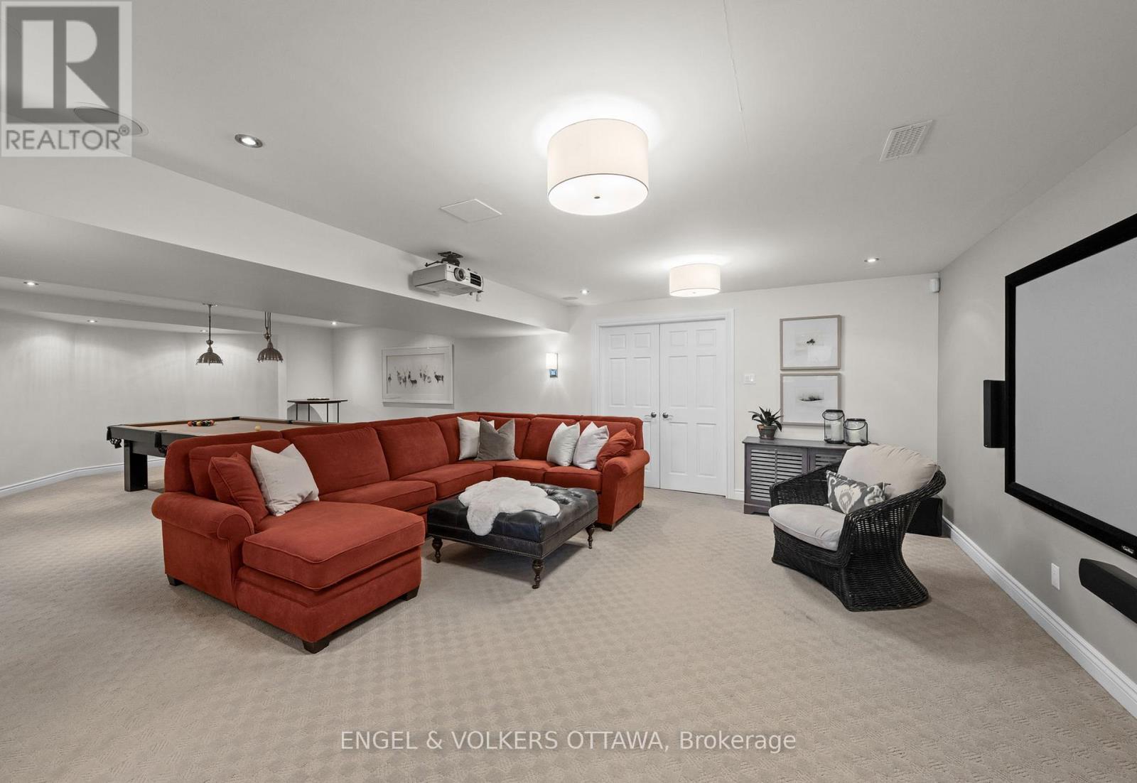 6197 Ottawa Street Property Photo 33
