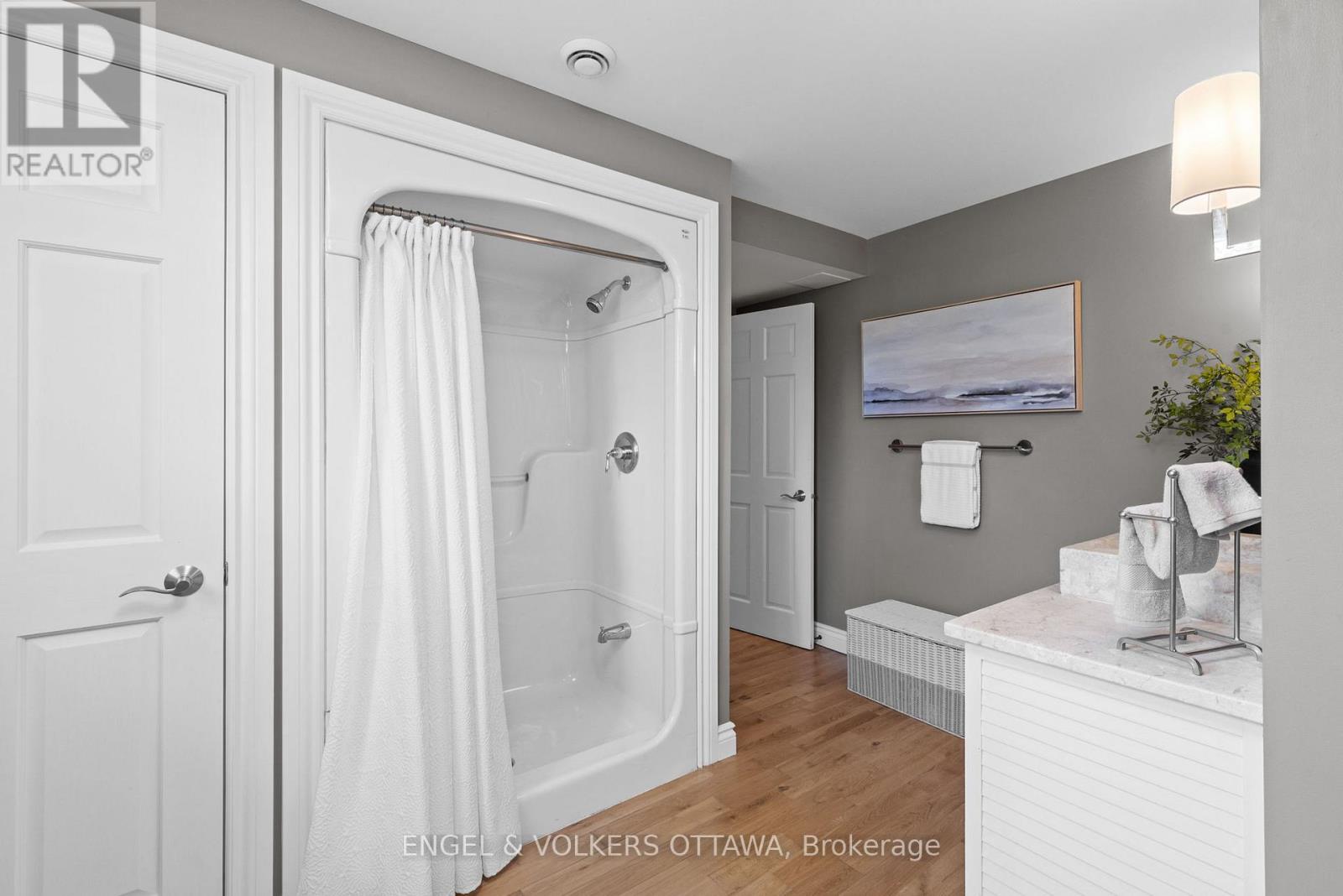 6197 Ottawa Street Property Photo 37