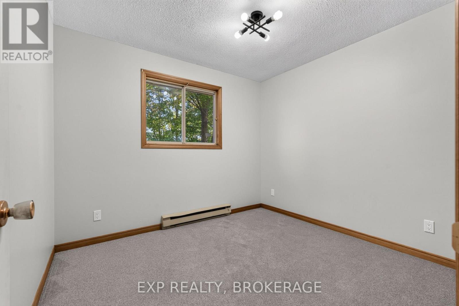 1054 York Road Property Photo 25