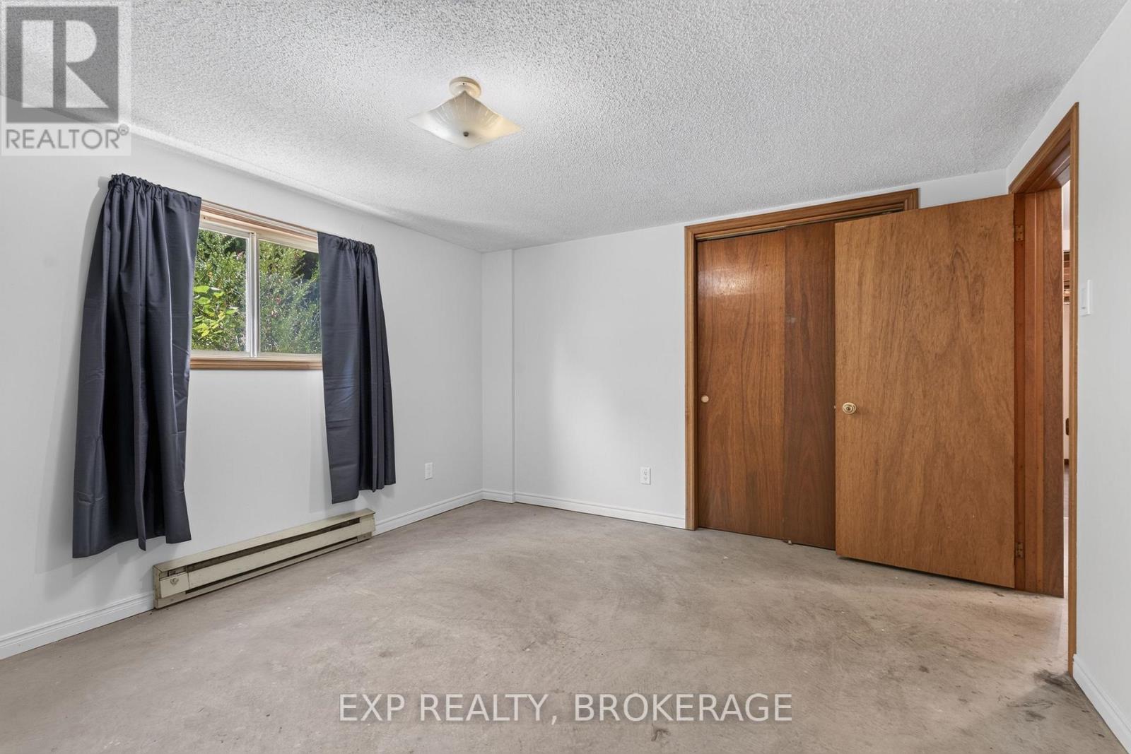 1054 York Road Property Photo 35