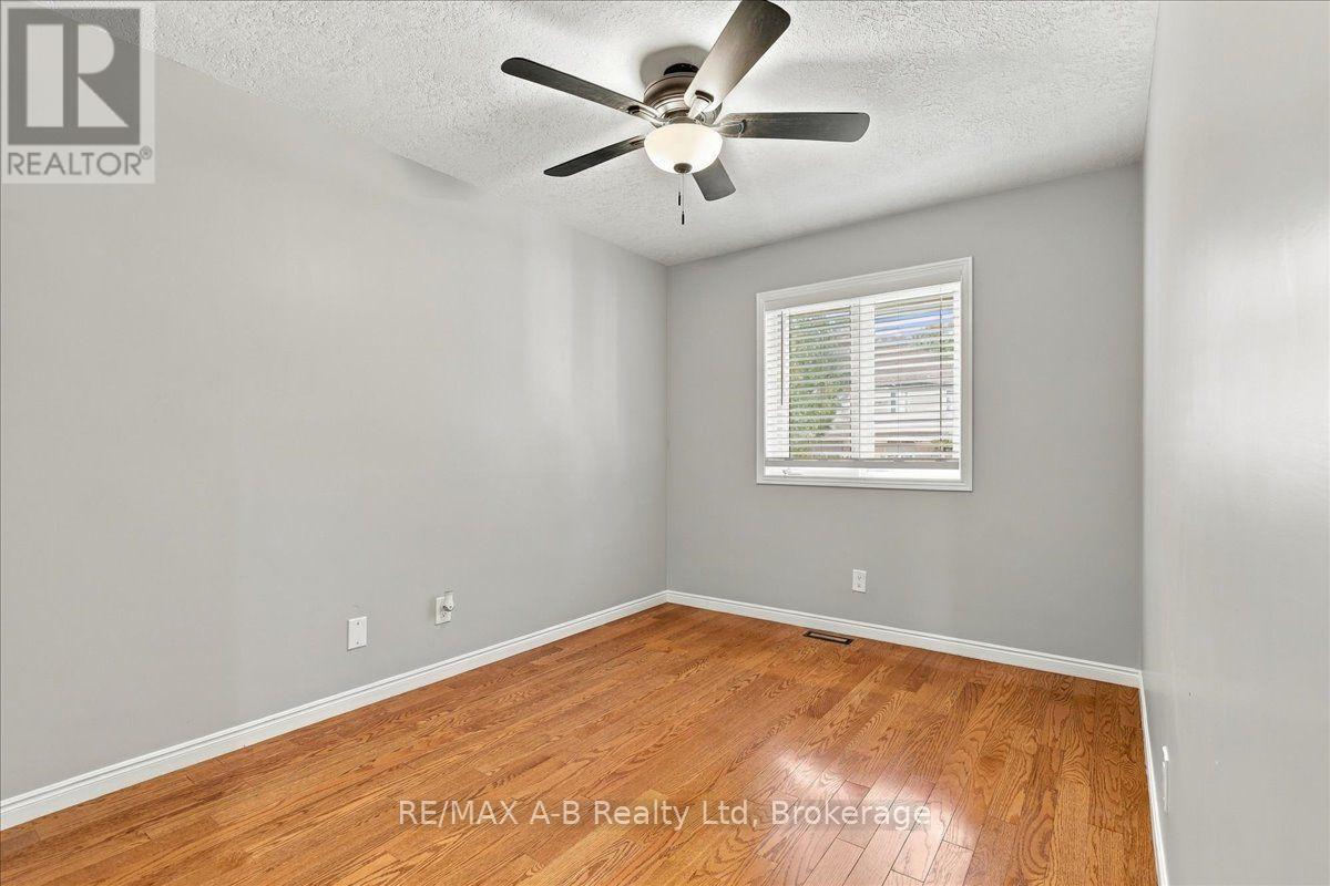 194 Norwood Court Property Photo 19