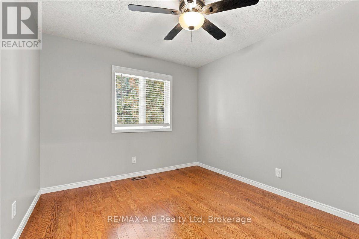 194 Norwood Court Property Photo 20