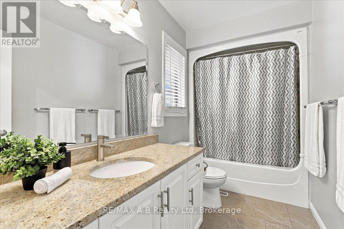 194 Norwood Court Property Photo 23