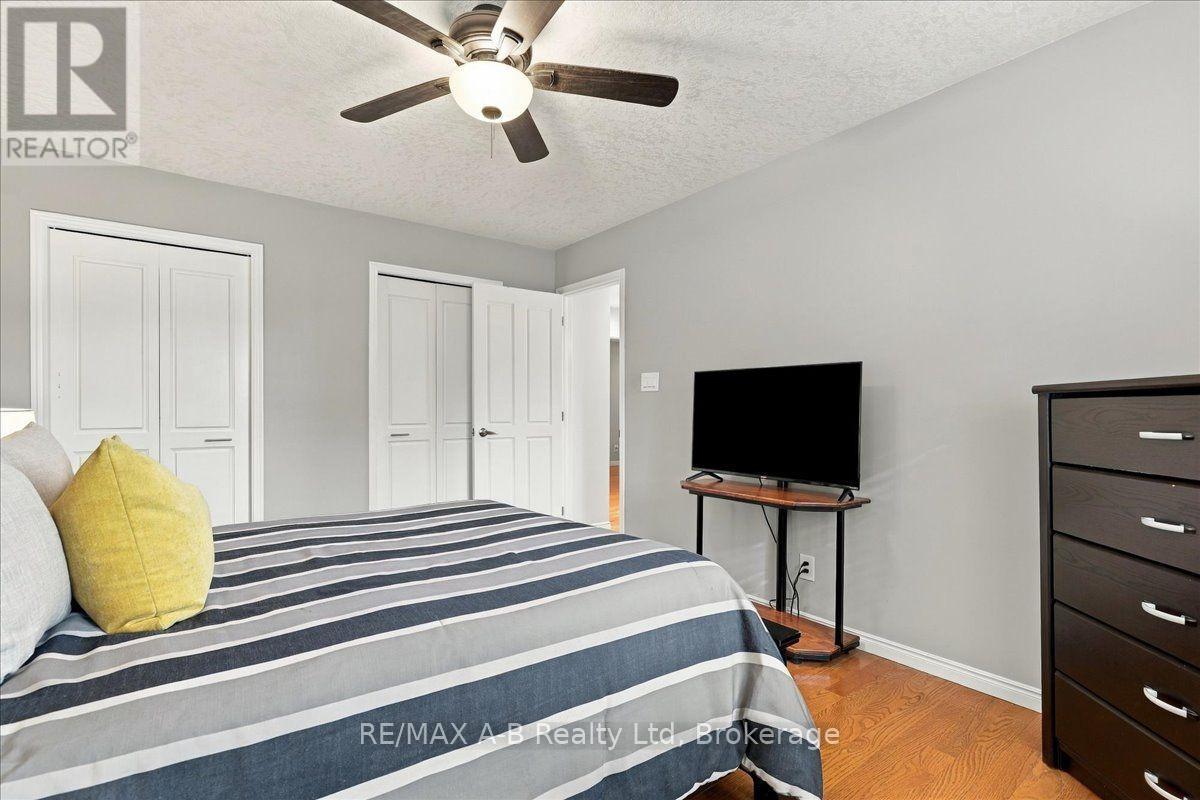 194 Norwood Court Property Photo 25