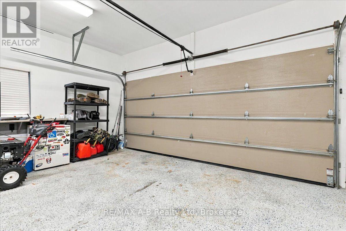 194 Norwood Court Property Photo 38