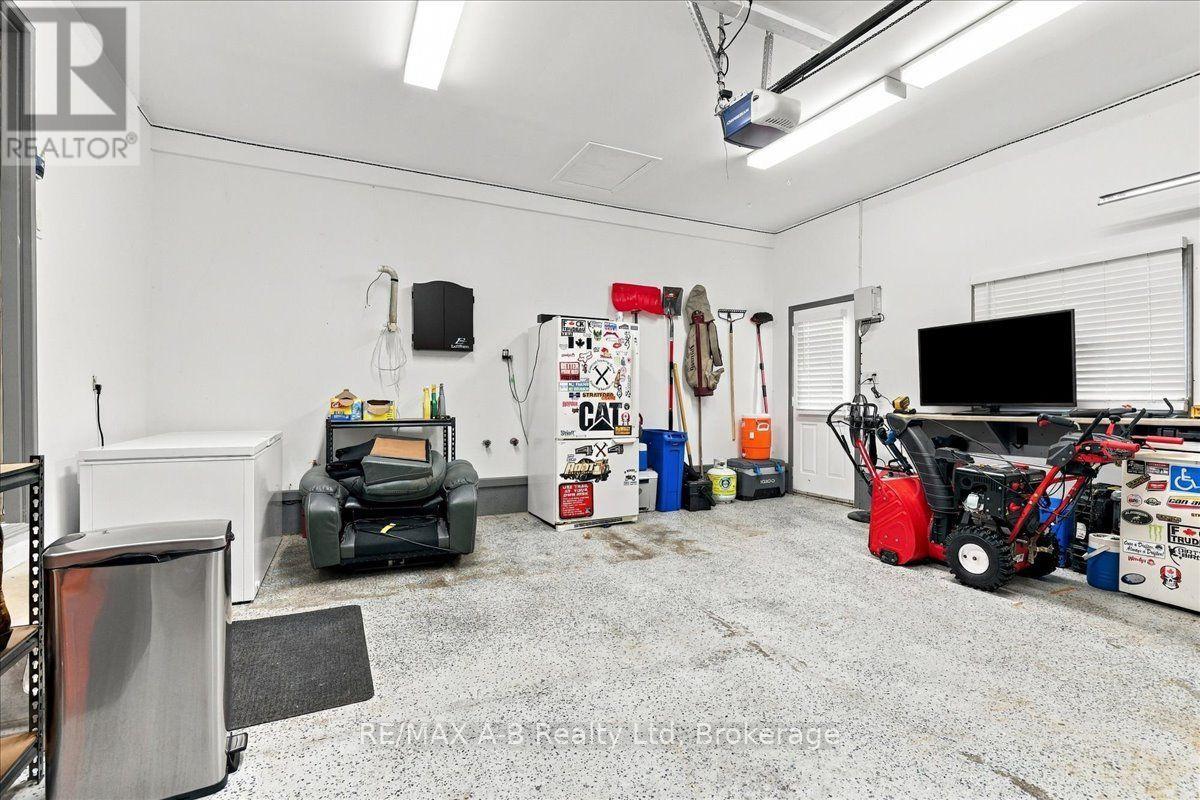 194 Norwood Court Property Photo 39