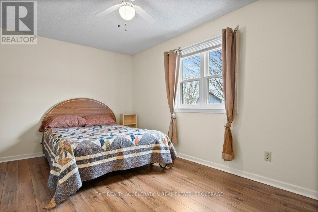 1125 County Rd 1 E Property Photo 18
