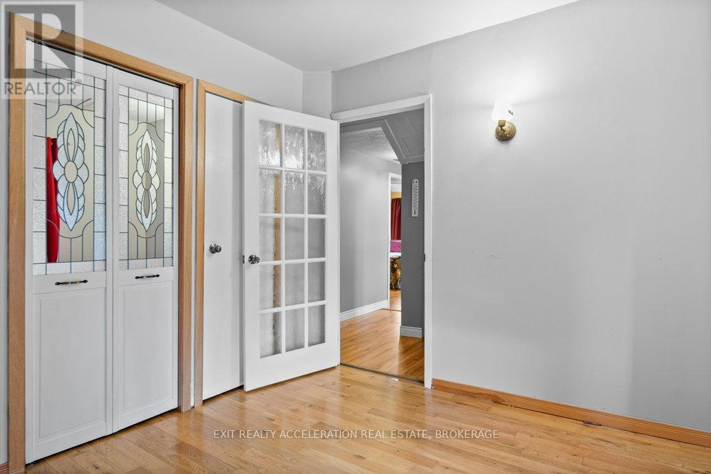 1125 County Rd 1 E Property Photo 22