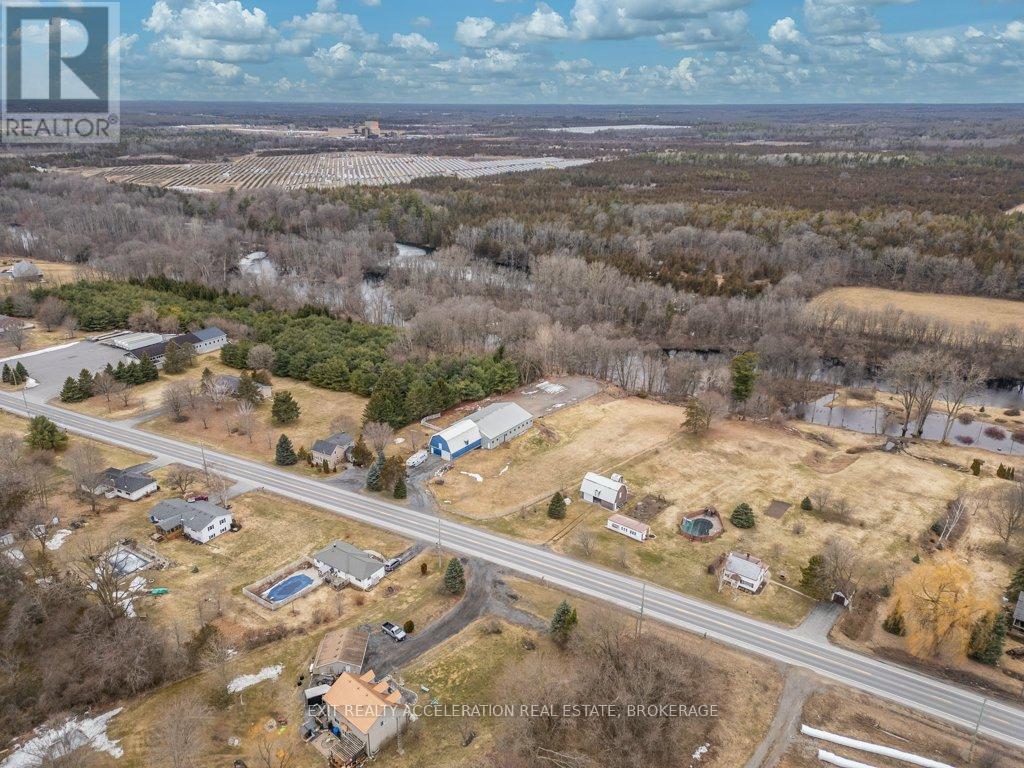 1125 County Rd 1 E Property Photo 41