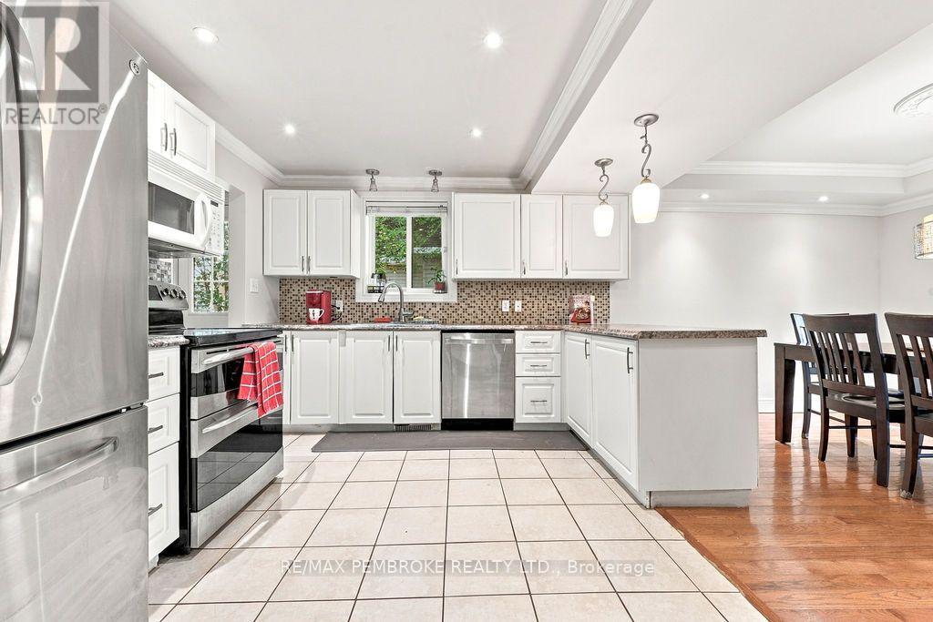 397 Trafalgar Road Property Photo 12